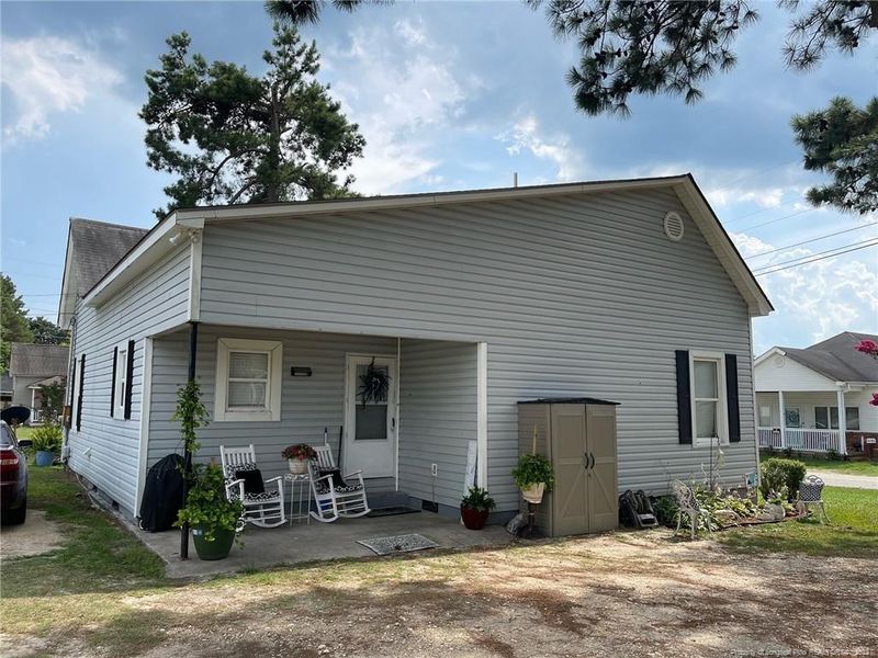 410 W J St, Erwin, NC 28339