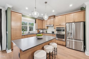 410 Kipling Ln, Chapel Hill, NC 27516