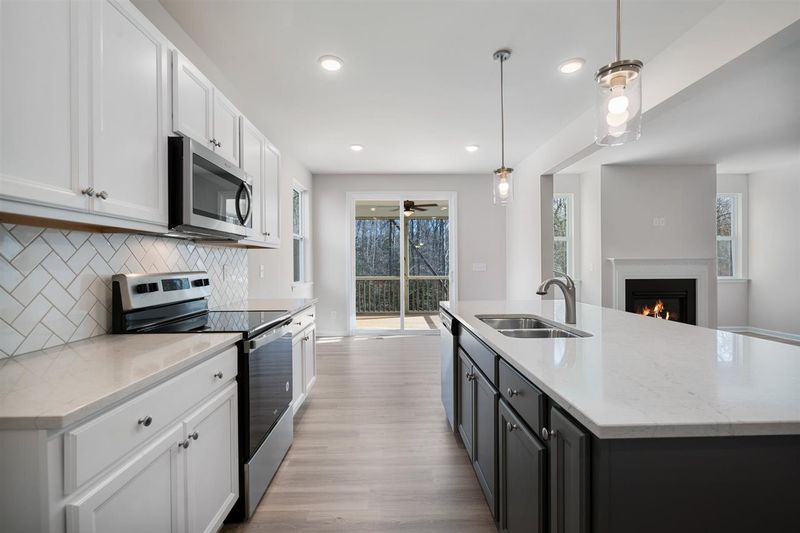 410 Mallard Loop Dr, Clayton, NC 27527