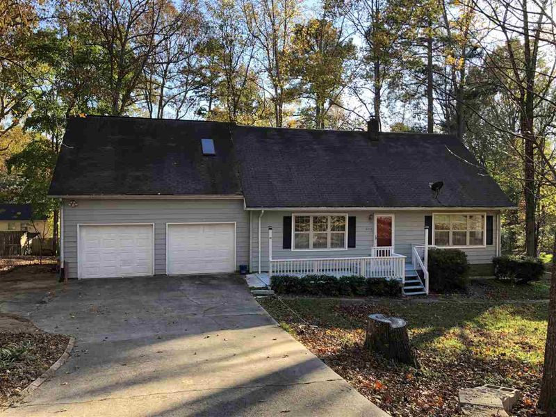 410 Melody Ln, Cary, NC 27513