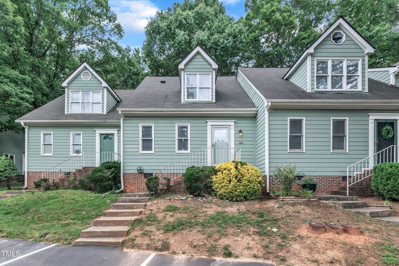 410 Oak Run Dr, Raleigh, NC 27606
