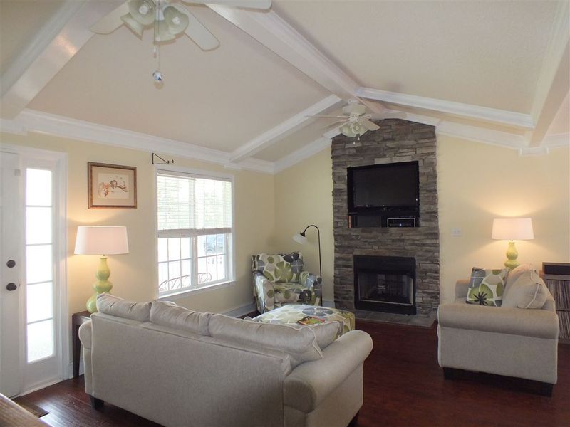 410 Parrish Farm Ln, Benson, NC 27504