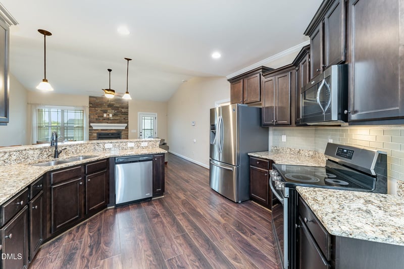 410 Penwood Rd, Willow Springs, NC 27592