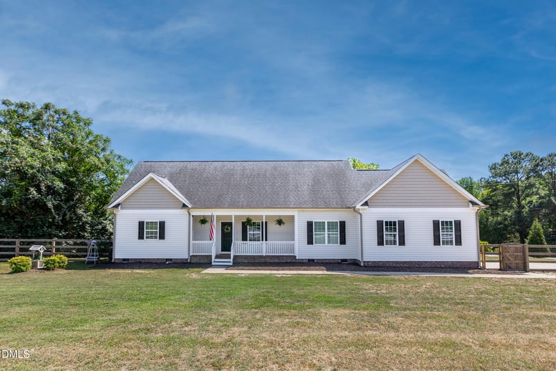 410 Raeford Rd, Angier, NC 27501