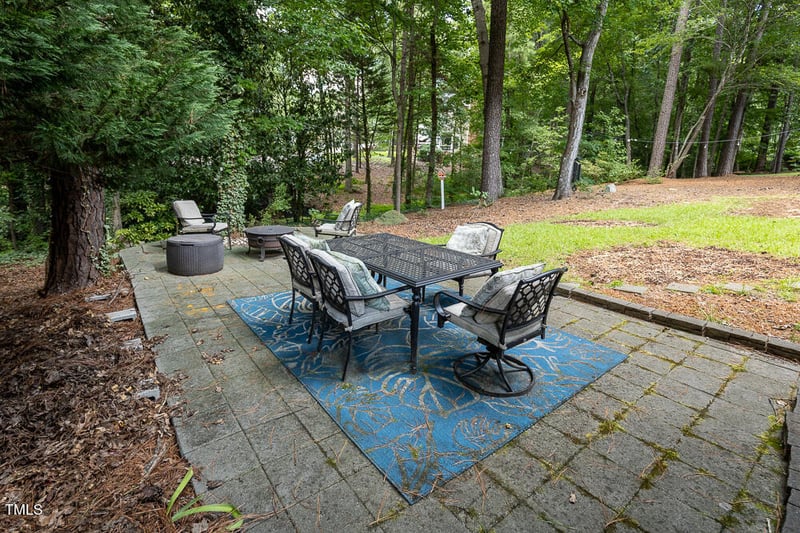 410 Widdington Ln, Cary, NC 27519