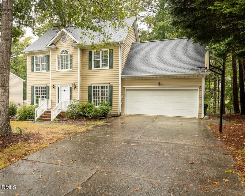 410 Widdington Ln, Cary, NC 27519