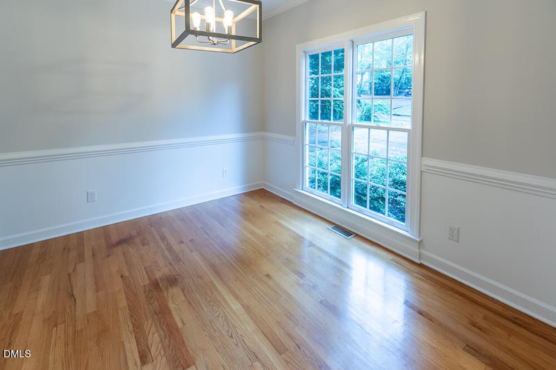 410 Widdington Ln, Cary, NC 27519