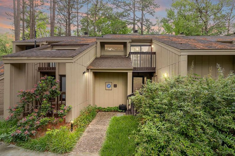 4100 Five Oaks Dr #3, Durham, NC 27707