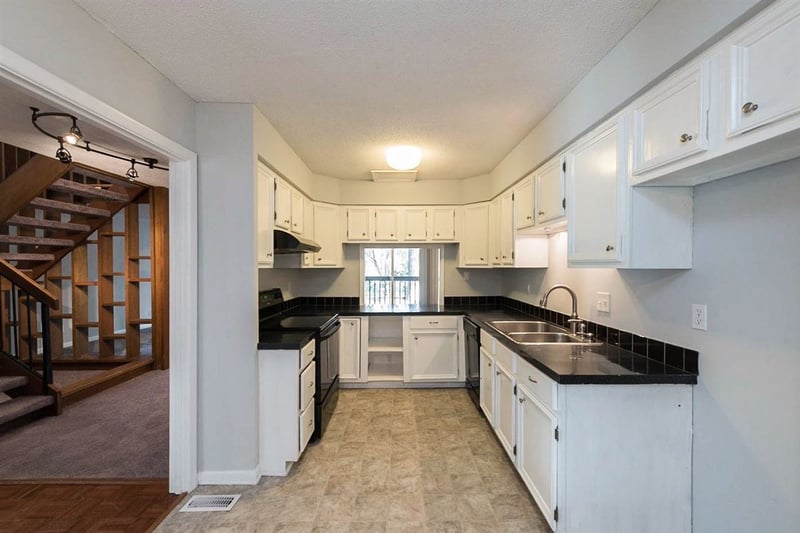 4100 Five Oaks Dr, Durham, NC 27707