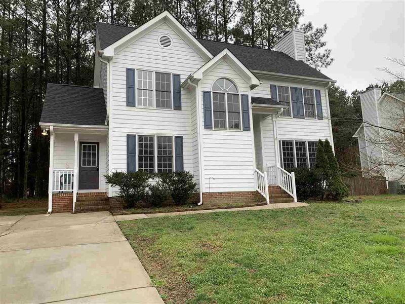 4100 Mangrove Dr, Raleigh, NC 27616