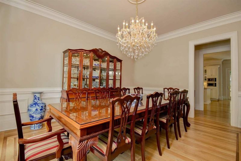 41001 Carr, Chapel Hill, NC 27517