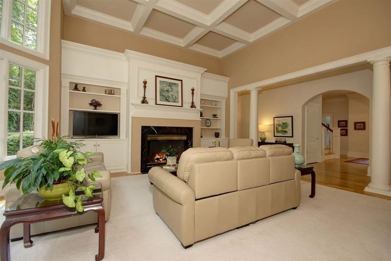 41001 Carr, Chapel Hill, NC 27517