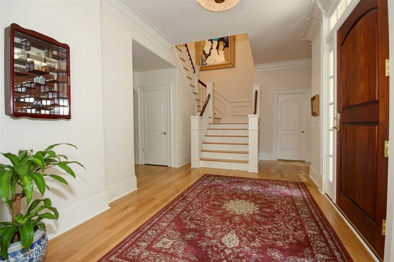41001 Carr, Chapel Hill, NC 27517