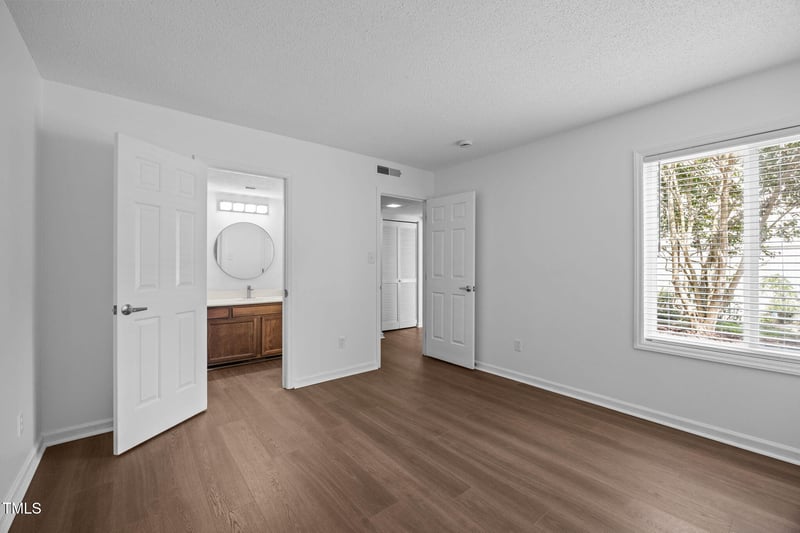 4101 Five Oaks Dr #37, Durham, NC 27707