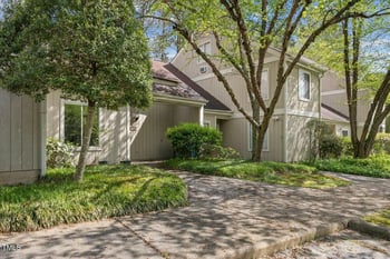 4101 Five Oaks Dr #40, Durham, NC 27707