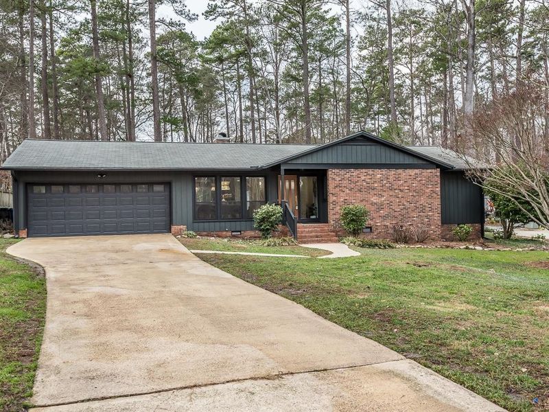 4101 Glen Laurel Dr, Raleigh, NC 27612