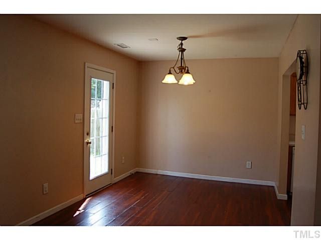 4101 Taylor Oaks Dr, Raleigh, NC 27616