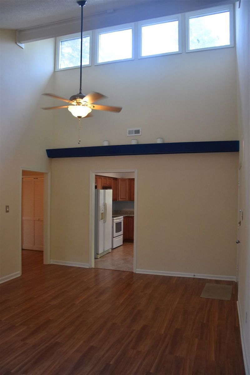 4101 The Oaks Dr #4101, Raleigh, NC 27606