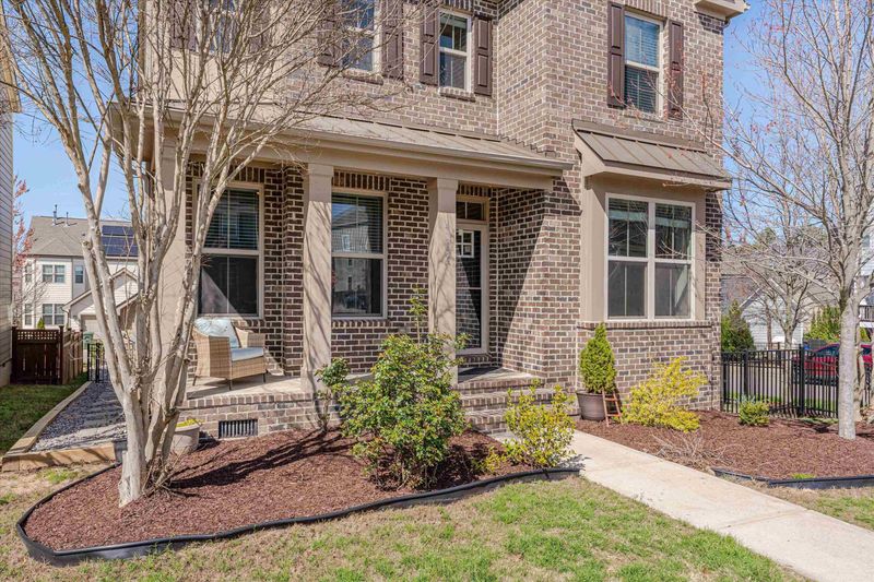 4102 Overcup Oak Ln, Cary, NC 27519