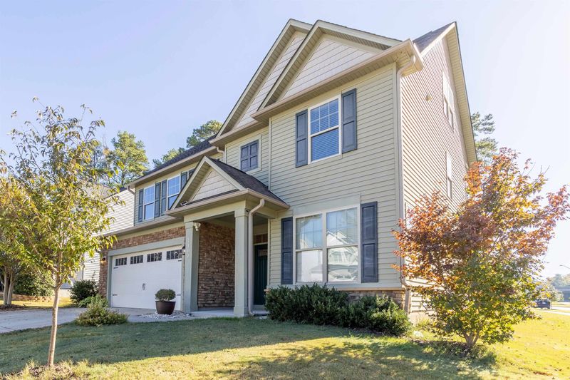 4102 Plum Branch Dr, Cary, NC 27519
