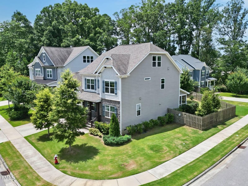 4104 Belnap Dr, Cary, NC 27518