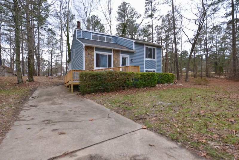 4104 Labrador Dr, Raleigh, NC 27616