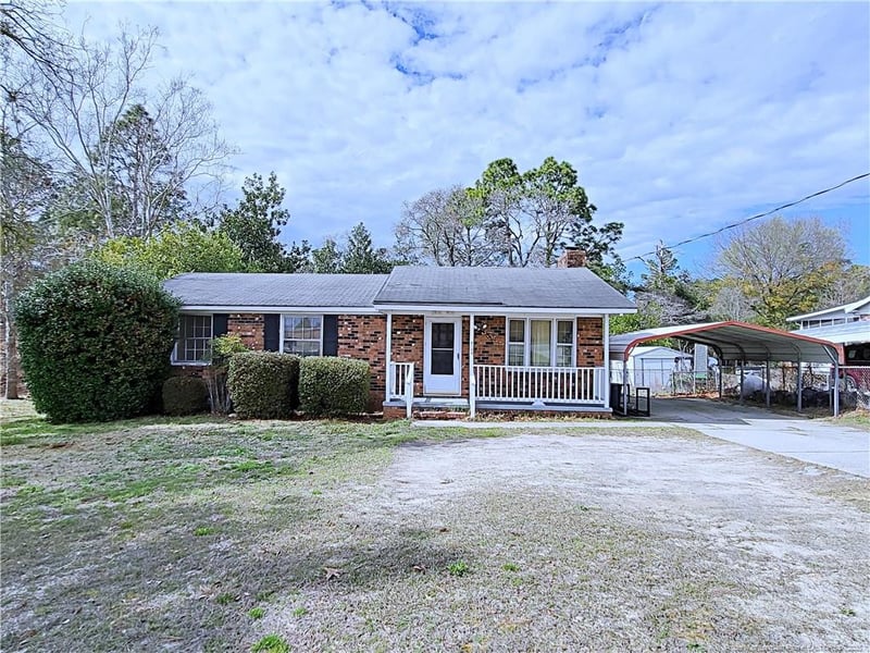 4104 Legion Rd, Hope Mills, NC 28348