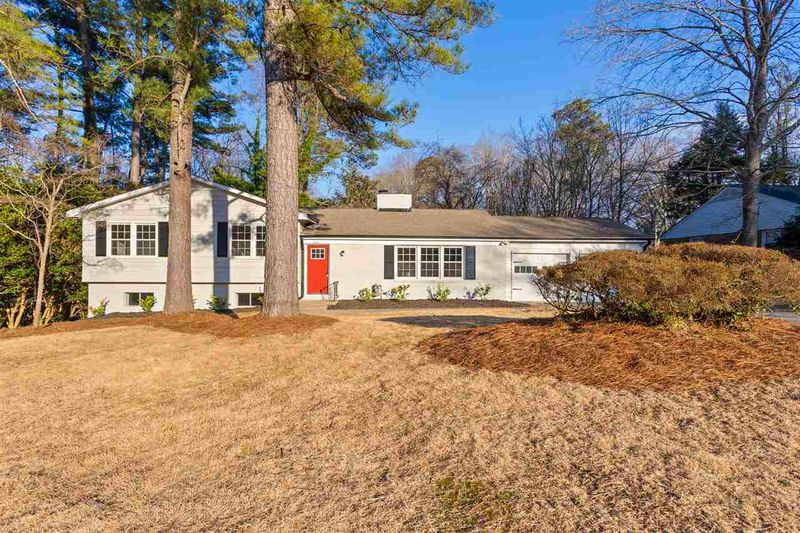 4104 Picardy Dr, Raleigh, NC 27612