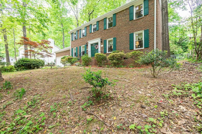 4105 Converse Dr, Raleigh, NC 27609