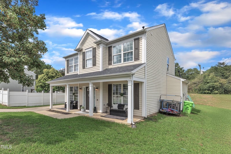4105 Crowfield Dr, Raleigh, NC 27610