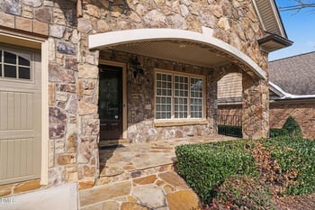 4105 Gardenlake Dr, Raleigh, NC 27612