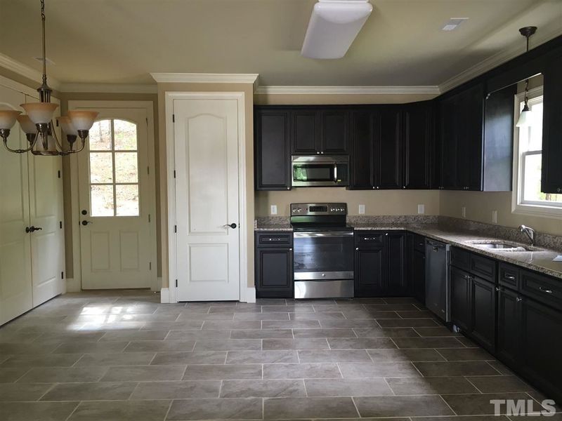 4105 Griffis Glen Dr, Raleigh, NC 27610
