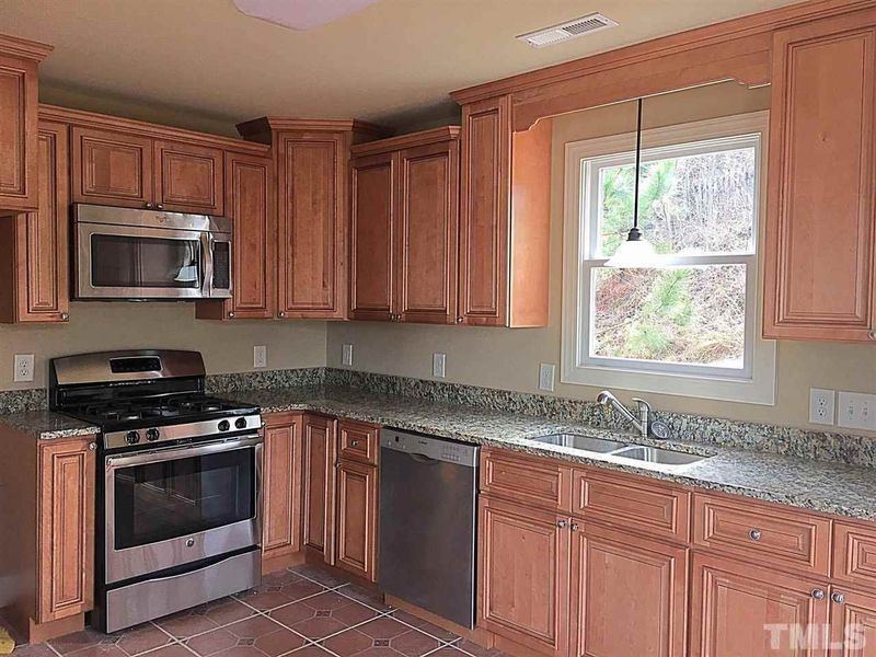 4105 Griffis Glen Dr, Raleigh, NC 27610
