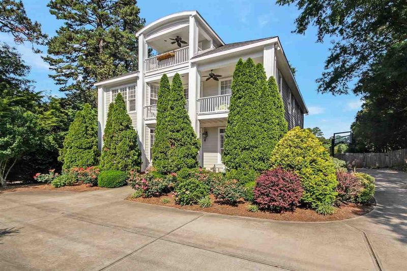 4105 Lassiter Mill Rd, Raleigh, NC 27609