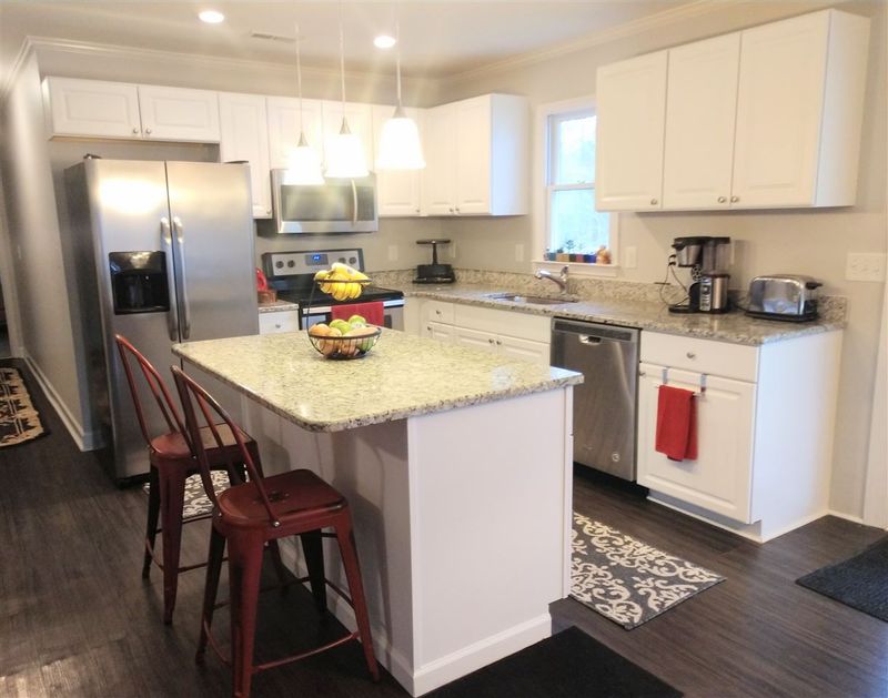4105 N Nc 49 Hw, Burlington, NC 27217