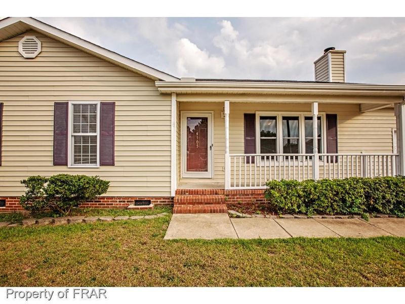 4105 Noonday Ct, Hope Mills, NC 28348