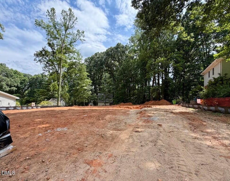 4105 Redington Dr, Raleigh, NC 27609