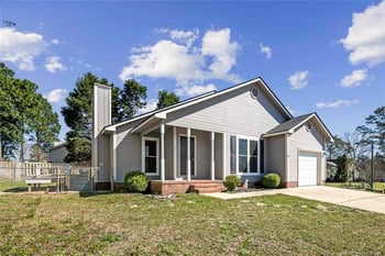 4106 Noonday Ct, Hope Mills, NC 28348