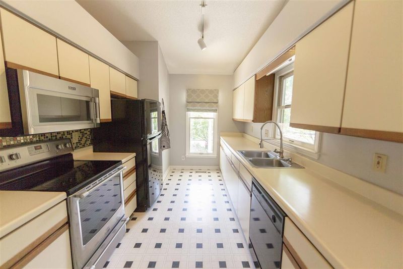 4106 Olde Coach Rd, Durham, NC 27707