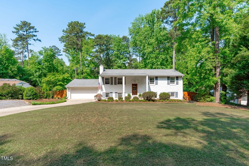 4109 Huckleberry Dr, Raleigh, NC 27612