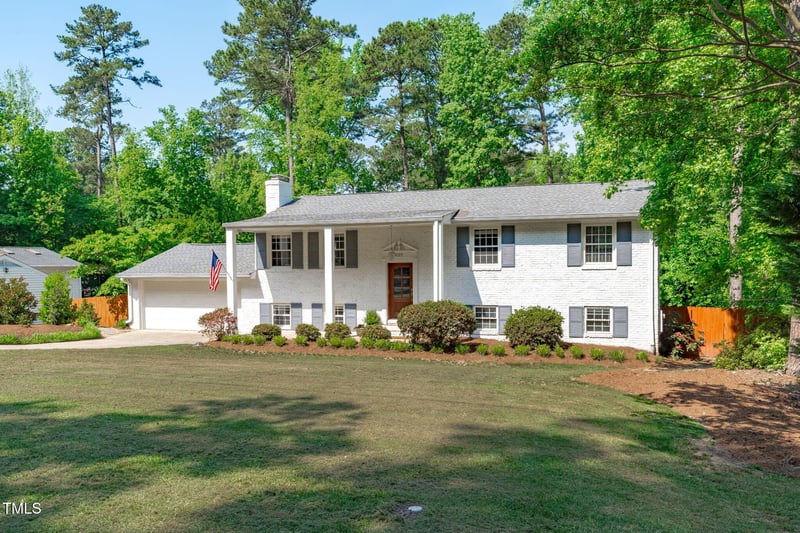 4109 Huckleberry Dr, Raleigh, NC 27612