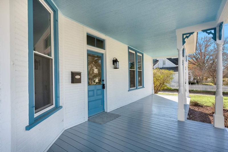 411 S 5th St, Smithfield, NC 27577