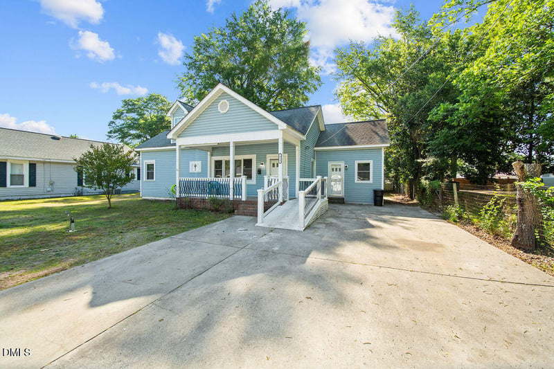 411 6th St, Smithfield, NC 27577