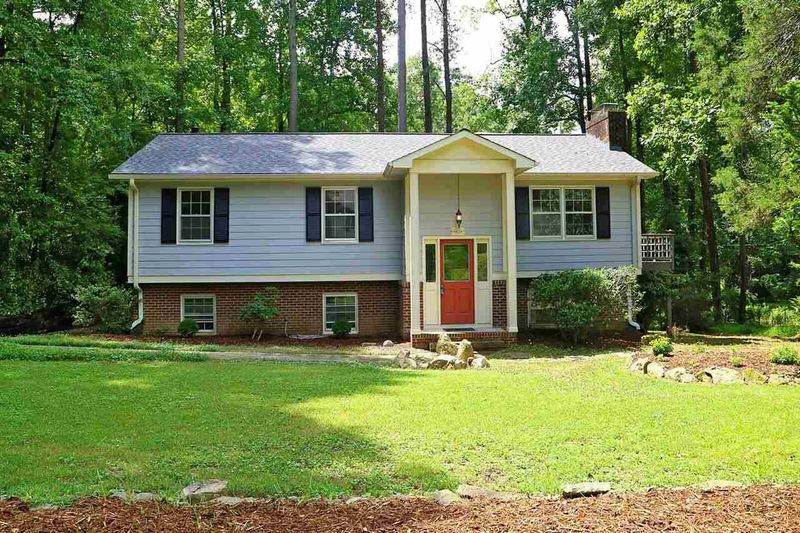 411 Brandywine Rd, Chapel Hill, NC 27516