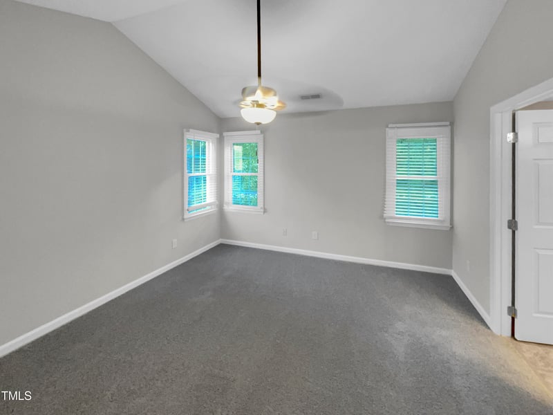 411 Brook Creek Dr, Cary, NC 27519