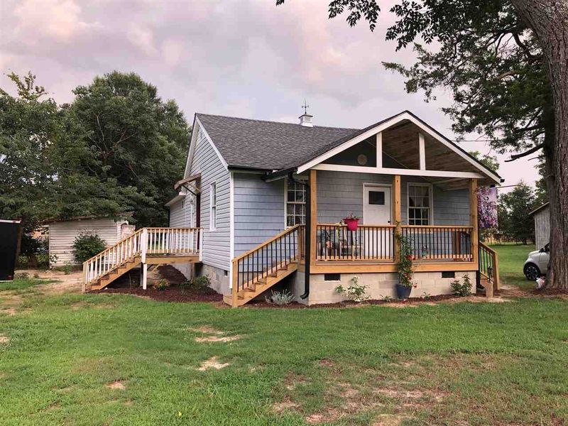 411 S Cheatham St, Franklinton, NC 27525