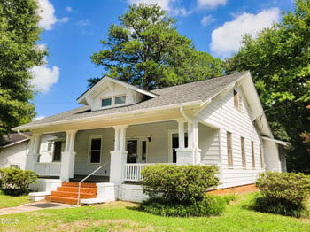 411 Chisholm St, Sanford, NC 27330