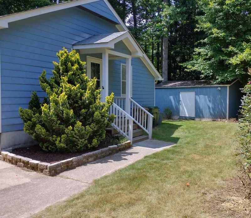 411 E Dynasty Dr, Cary, NC 27513