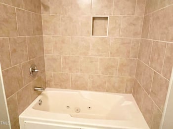 411 Gooseneck Dr, Cary, NC 27513