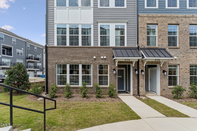 411 Grove Overlook Ln #200, Wake Forest, NC 27587